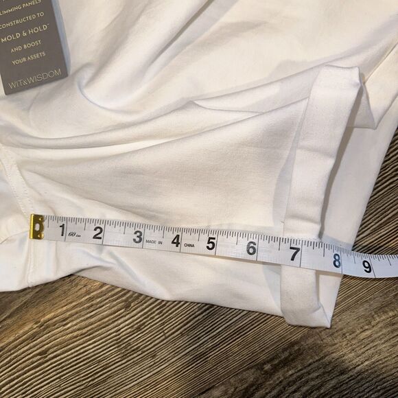 Wit & Wisdom White Women's Shorts - Picture 9 of 10